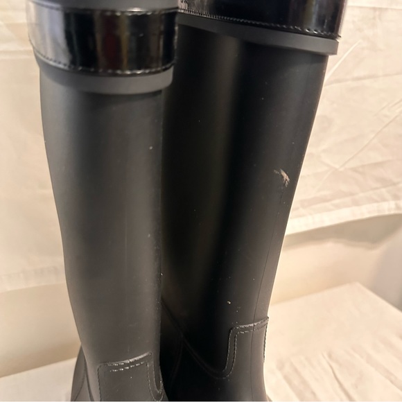 Hilfiger Boots - Picture 15 of 15